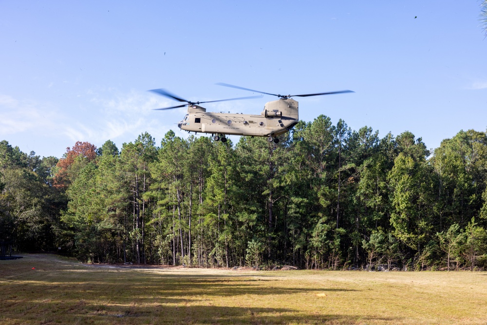 Chinook Lines up for Landing