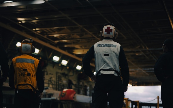 USS Arlington (LPD 24) Conducts LCAC Operations During UNITAS 2025