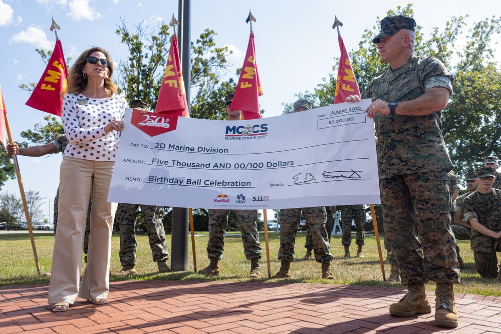 2nd Marine Division Wins MCCS 250th Ball Donation