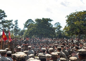 2nd Marine Division Wins MCCS 250th Ball Donation