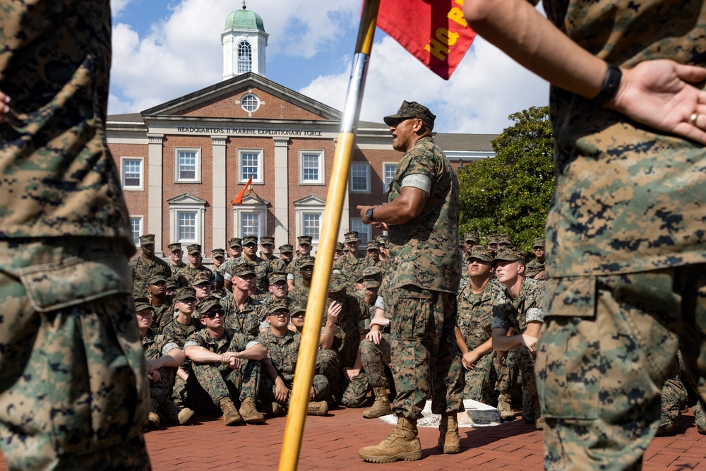 2nd Marine Division Wins MCCS 250th Ball Donation
