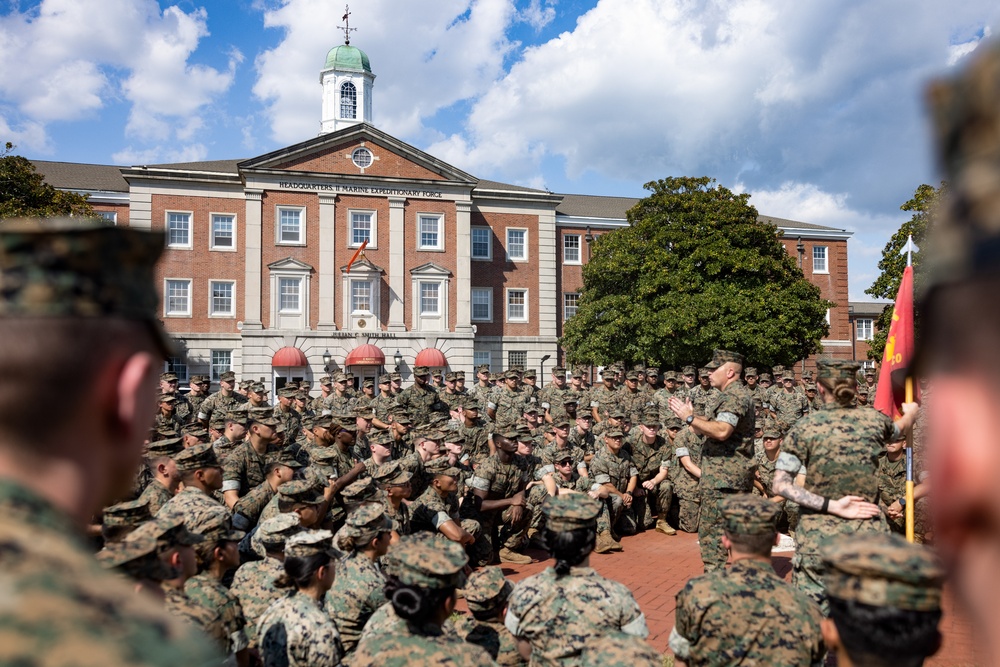 2nd Marine Division Wins MCCS 250th Ball Donation
