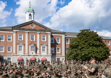 2nd Marine Division Wins MCCS 250th Ball Donation