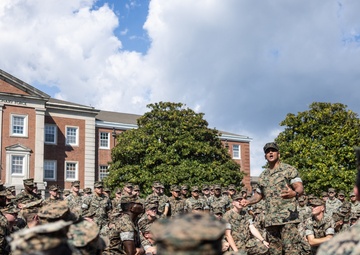 2nd Marine Division Wins MCCS 250th Ball Donation