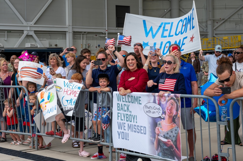 The 145th AW welcomes home Airmen after first C-17 deployment