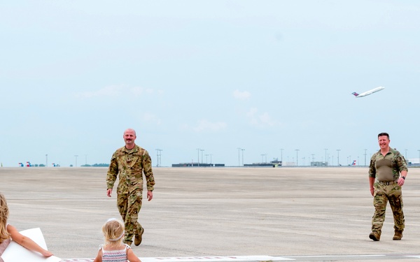 The 145th AW welcomes home Airmen after first C-17 deployment