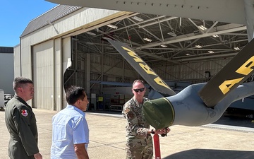 940 ARW Commander conducts tour with Honorary Commander