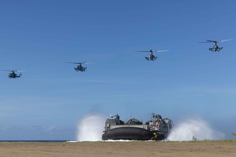 22nd MEU(SOC) | Amphibious Operations In Southern Puerto Rico