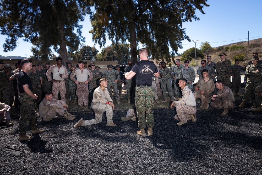 FSB, 11th Marines hold company fire support team competition