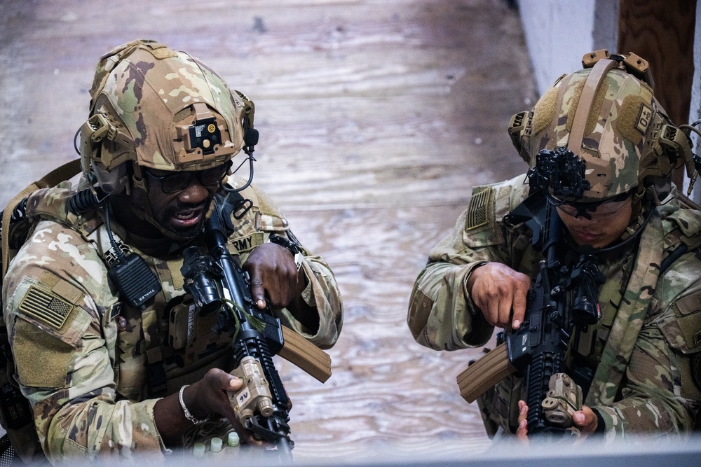 U.S. Army trains to fight in urban environments