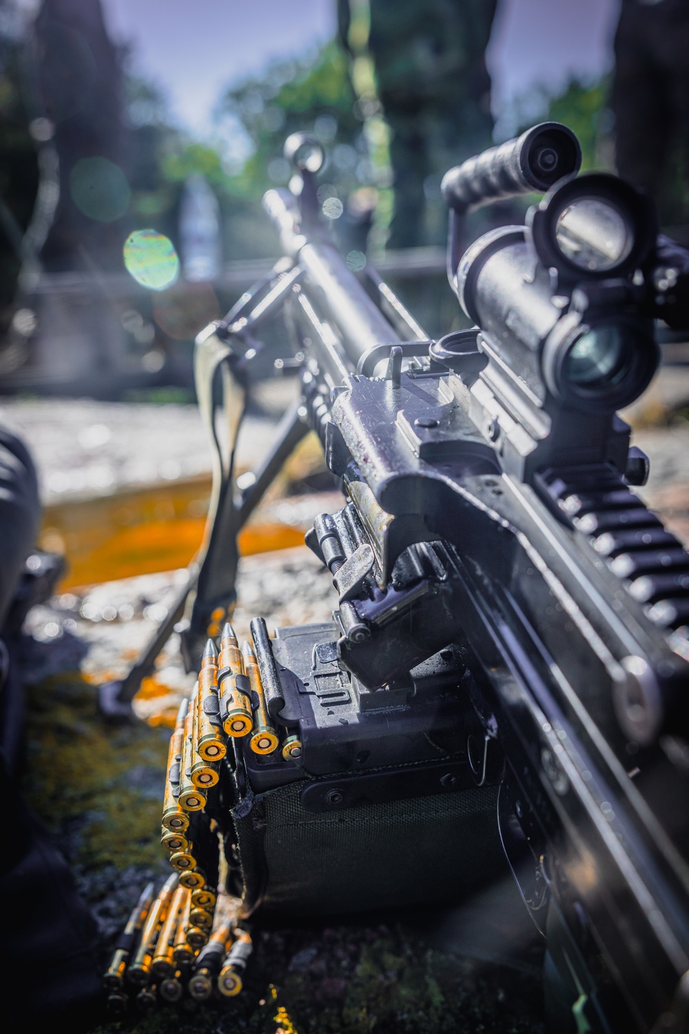 U.S. Marines conduct live fire combatant dive range with Swedish Partners