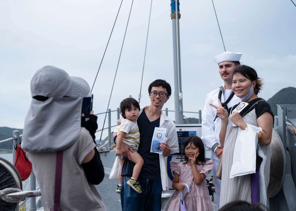 USS Chief Attends JMSDF Autumn Festival