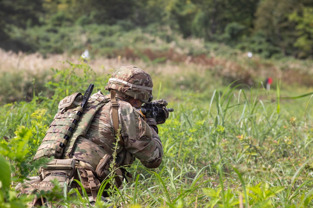 OS25 Multilateral squad maneuver training