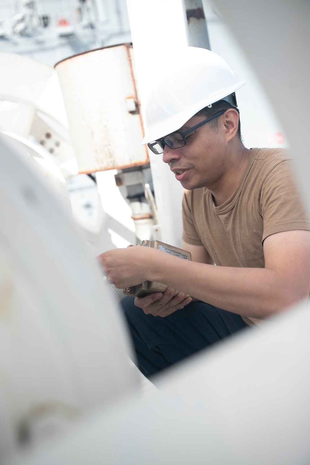 USS Tripoli Performs Maintenance on the Tilly
