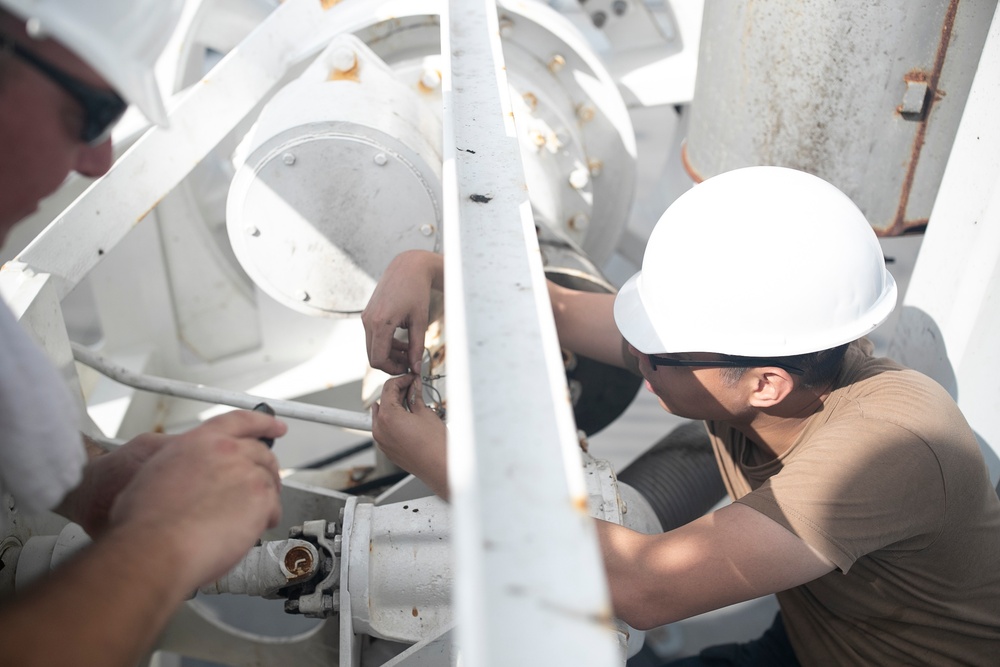 USS Tripoli Performs Maintenance on the Tilly