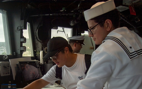 USS Chief Attends JMSDF Autumn Festival