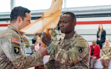 USAG Rheinland-Pfalz HHC changes command