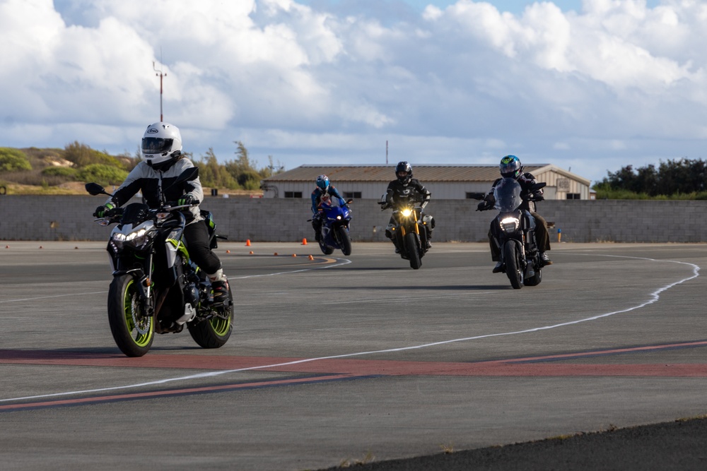 California Superbike School Hosts Training Course at MCBH