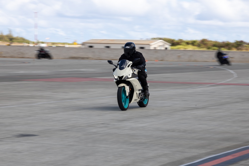 California Superbike School Hosts Training Course at MCBH