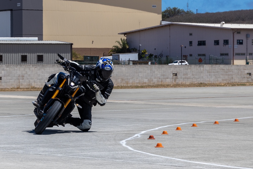 California Superbike School Hosts Training Course at MCBH