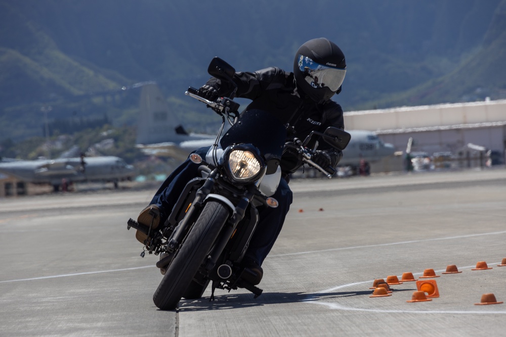 California Superbike School Hosts Training Course at MCBH