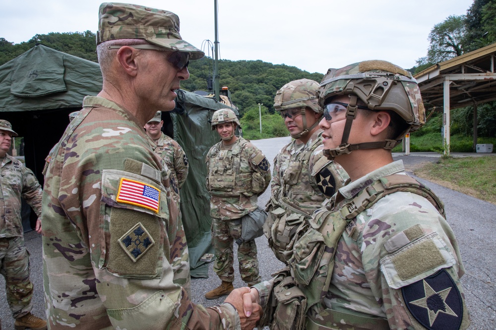 Army chief visits South Korea