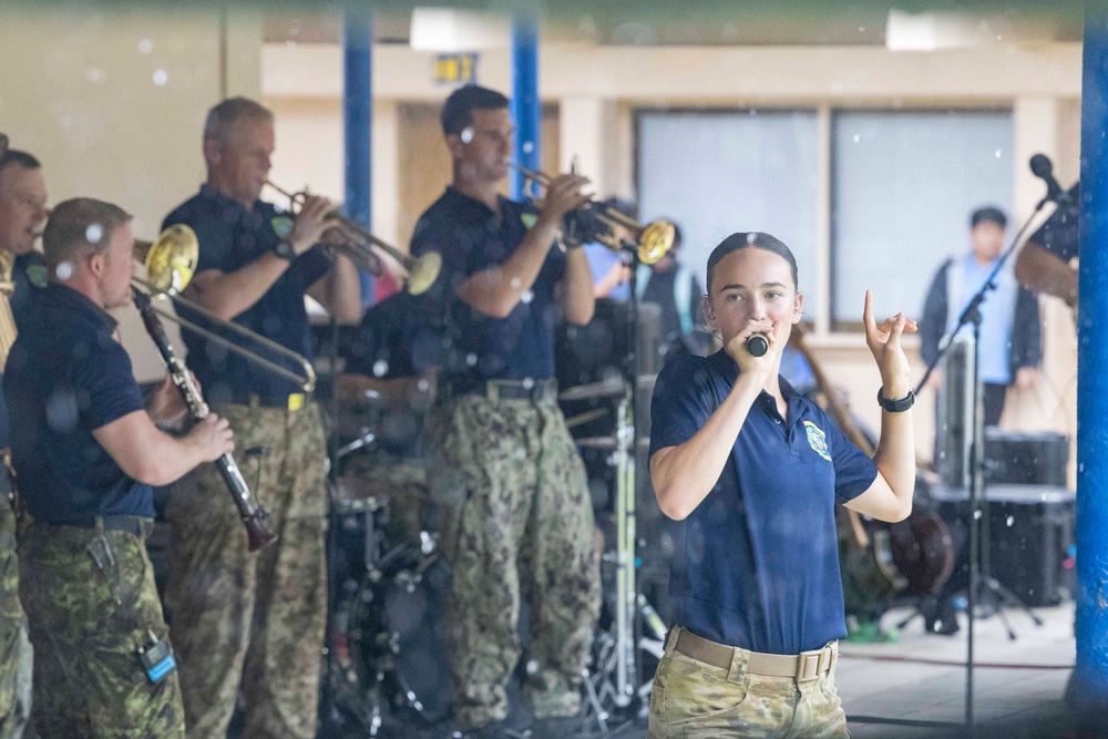 Pacific Partnership Band performs for high school students