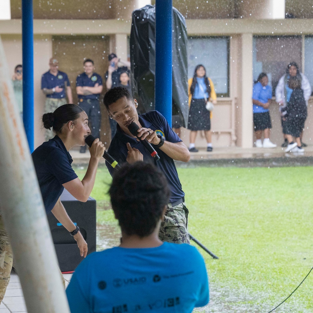 Pacific Partnership Band performs for high school students