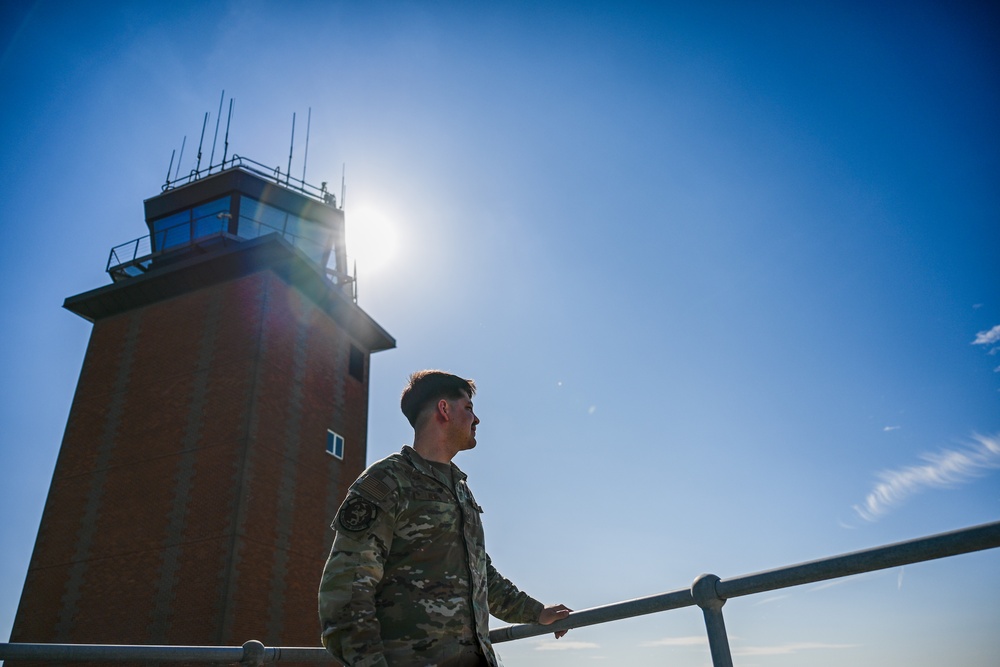 100th OSS: Weather Flight