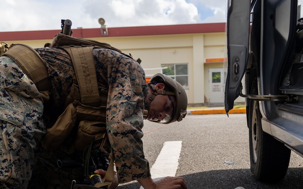 RD25 | 3d Intelligence Battalion and 9th Engineer Support Battalion conduct vehicle-borne improvised explosive device scenario