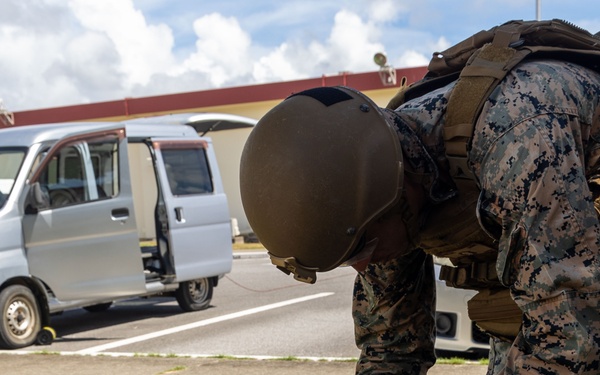 RD25 | 3d Intelligence Battalion and 9th Engineer Support Battalion conduct vehicle-borne improvised explosive device scenario