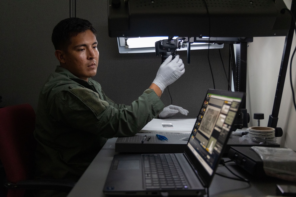 RD25 | 3d Intelligence Battalion and 9th Engineer Support Battalion conduct vehicle-borne improvised explosive device scenario