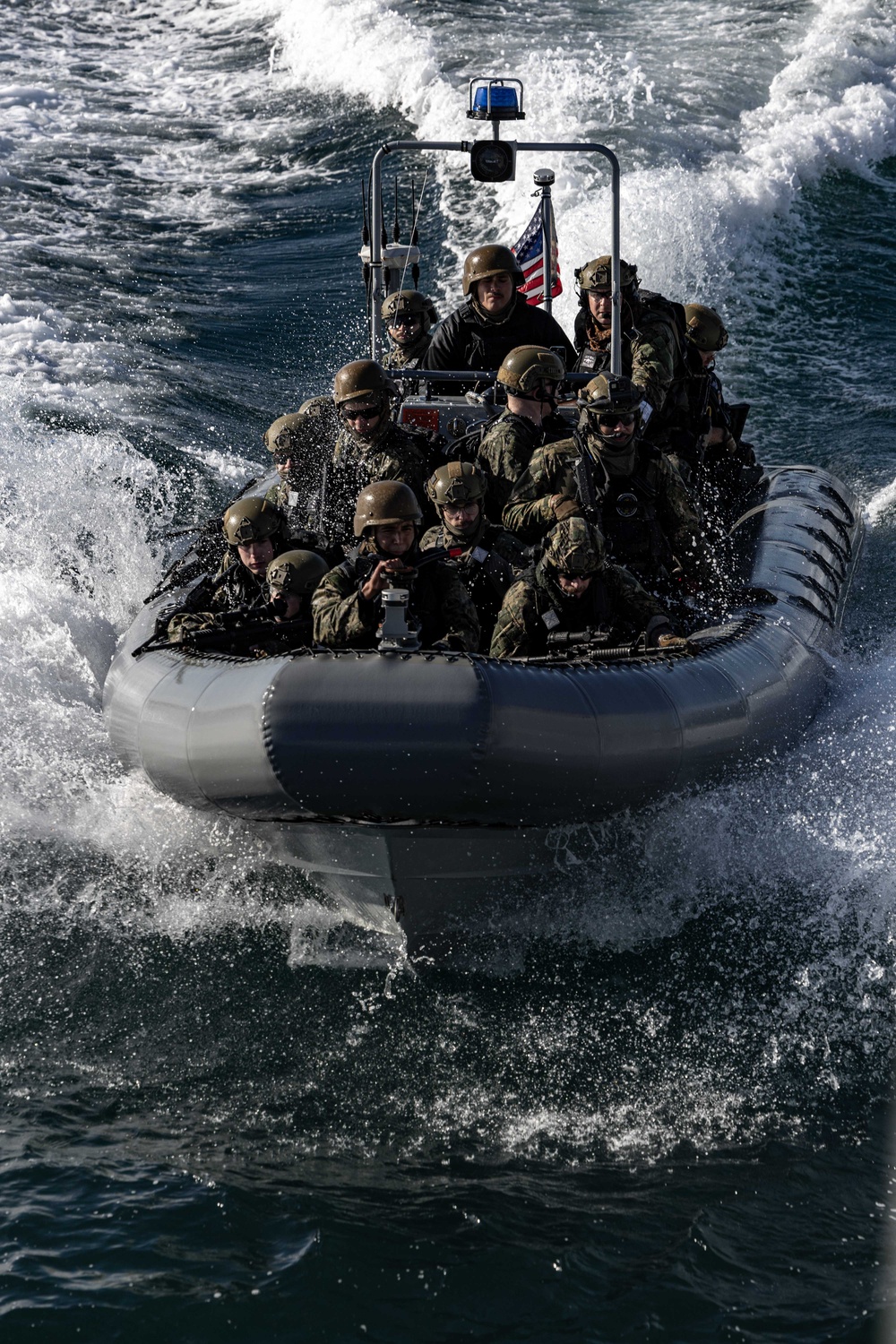 USS Mahan (DDG 72) Small Boat Operations