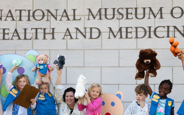 Kids Explore Health and Wellness at the National Museum of Health and Medicine’s Teddy Bear Clinic