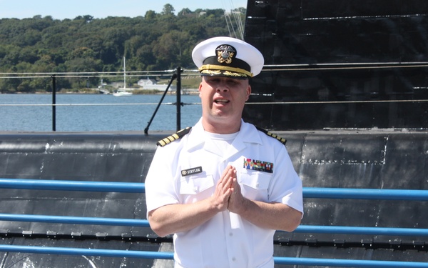 Navy Medicine Readiness and Training Unit Groton Sailor Promotes to Captain