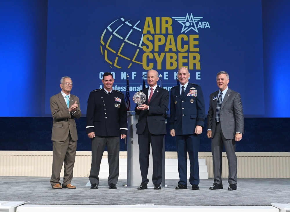 CSO and CSAF Present Award