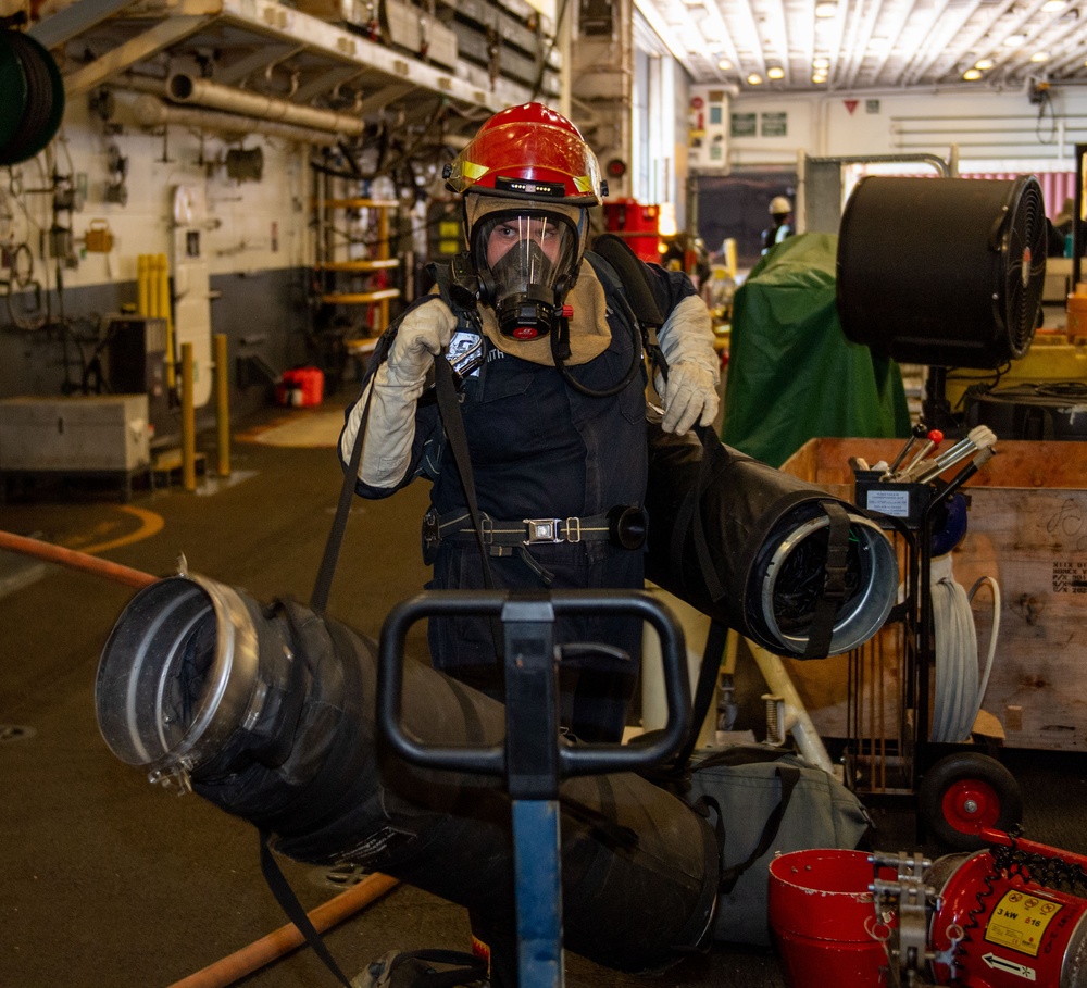 USS Essex Sailors Participate in 8010 Drill.