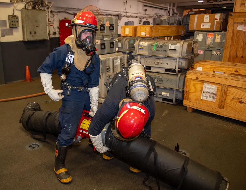 USS Essex Sailors Participate in 8010 Drill.
