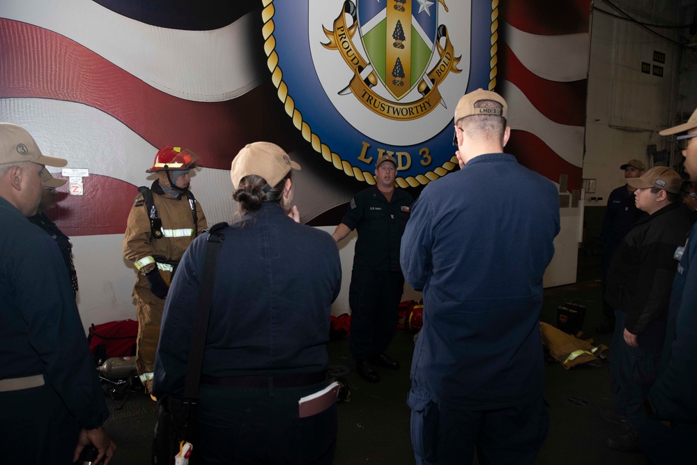 USS Kearsarge Conducts Damage Control Training Evolution