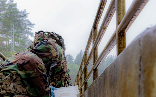 U.S. Army Soldiers test hazardous materials at Engineer Thunder 2025