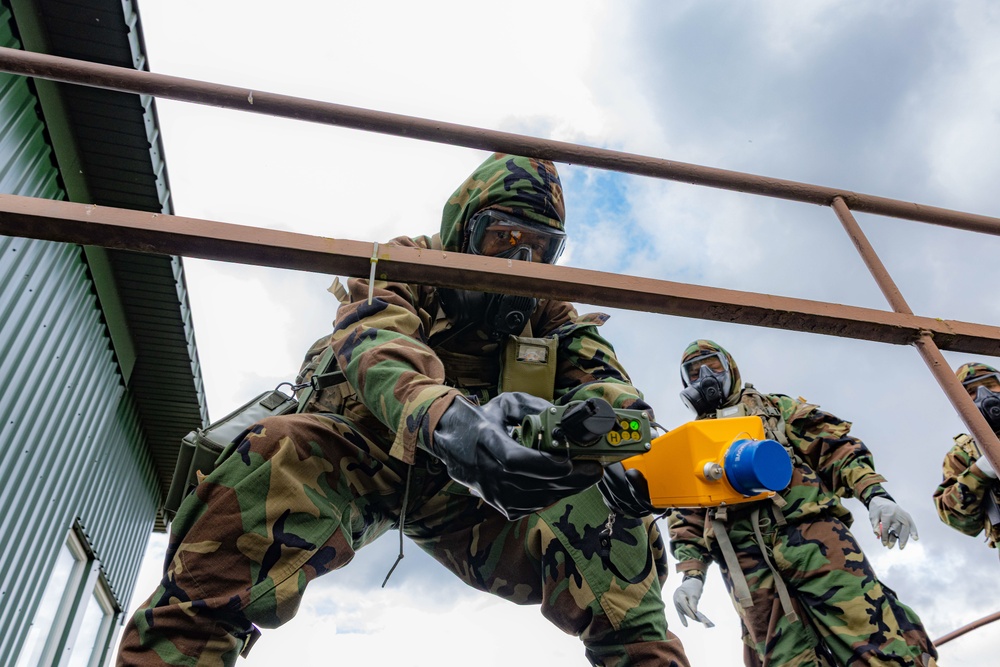 U.S. Army Soldiers test for hazardous materials at Engineer Thunder 2025