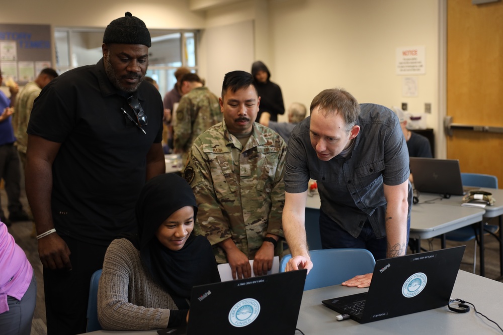 Hackathon V – A cyber and computer challenge event for young people 03