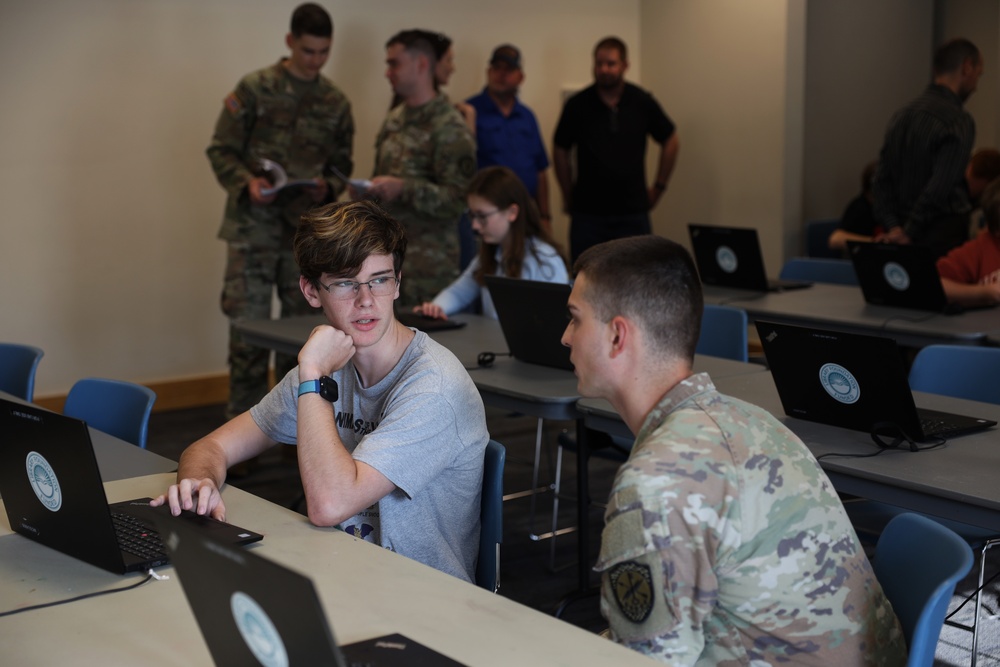 Hackathon V – A cyber and computer challenge event for young people D06