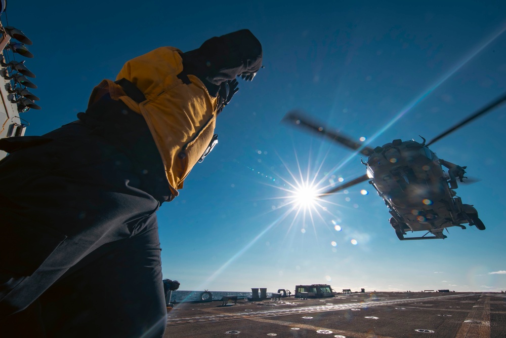 USS Winston S. Churchill Conducts HVBSS Exercise With FS Bretagne