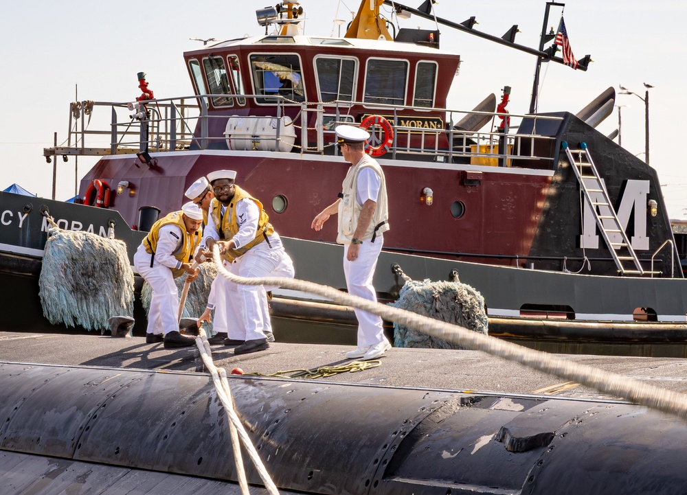 USS New Mexico Returns to Naval Station Norfolk