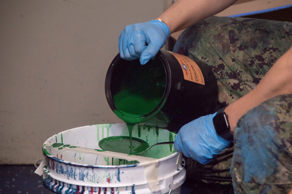 Ronald Reagan Sailors Perform Deck Renovations