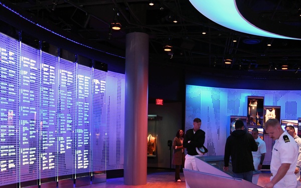 Hartford Sailors Visit Naismith Basketball Hall of Fame