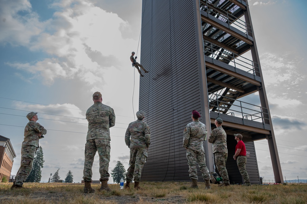 58 SOW tours SERE schoolhouse