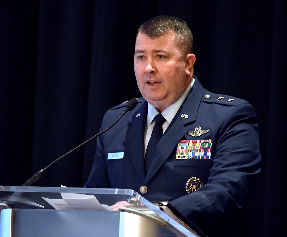 Gen. Betts Moderates Discussion