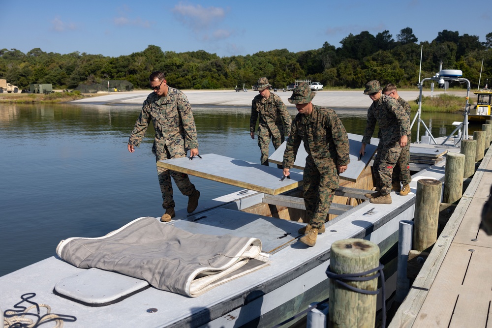 UNITAS 2025 | 2nd Distribution Support Battalion Marines Showcase Autonomous Low-Profile Vessel 